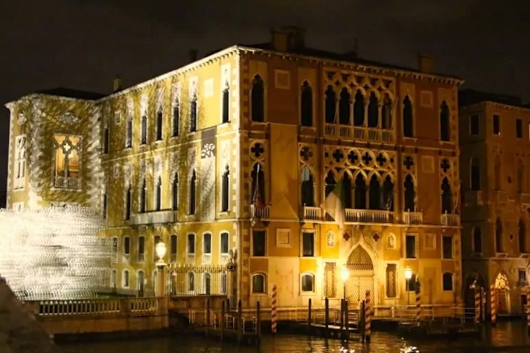 venise-palais-grand-canal